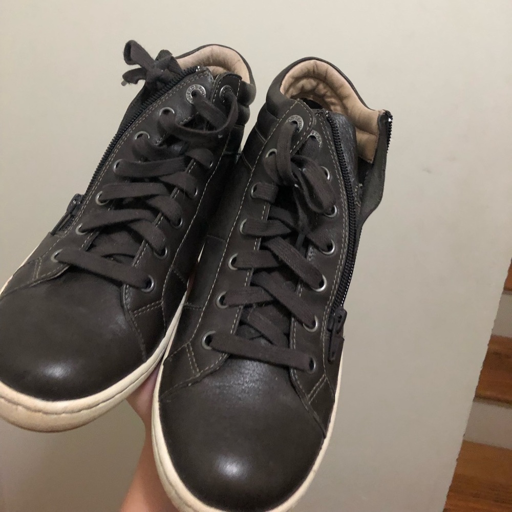 Taōs Brown Leather High top Sneakers